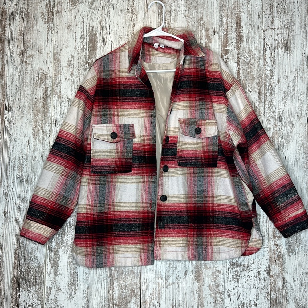 ELAN - Riley Plaid Shacket Small - Picture 7 of 9